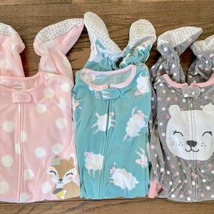 NWOT Lot of 3 Carters footsie fleece Pajamas 2T